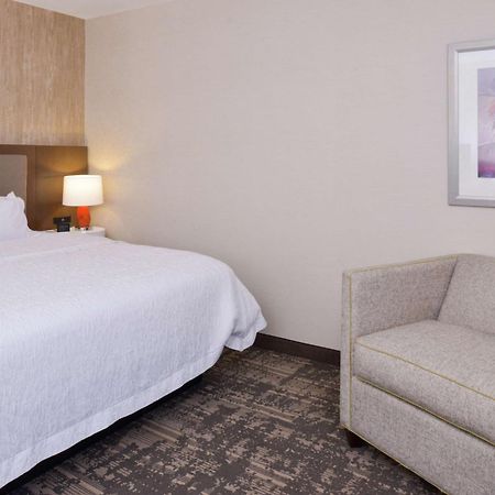 Hampton Inn & Suites Уилмингтън Екстериор снимка