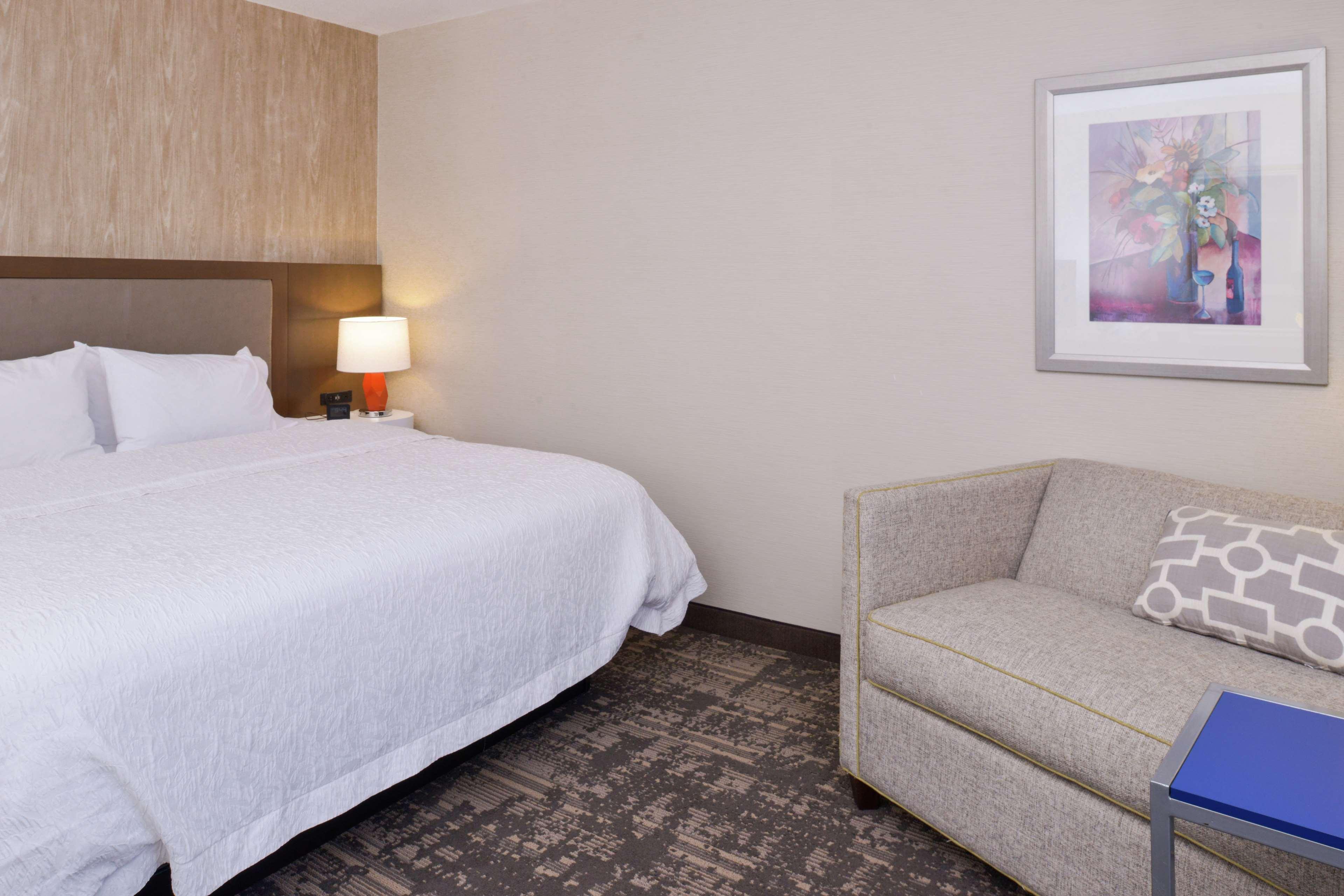 Hampton Inn & Suites Уилмингтън Екстериор снимка