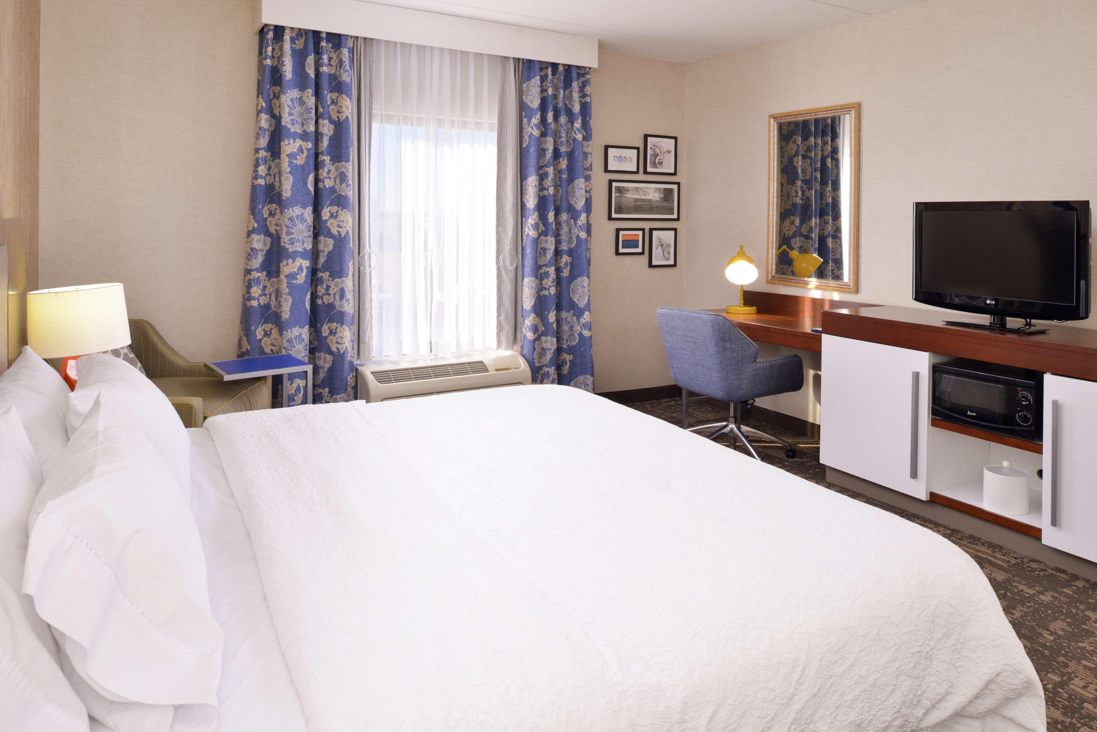 Hampton Inn & Suites Уилмингтън Екстериор снимка