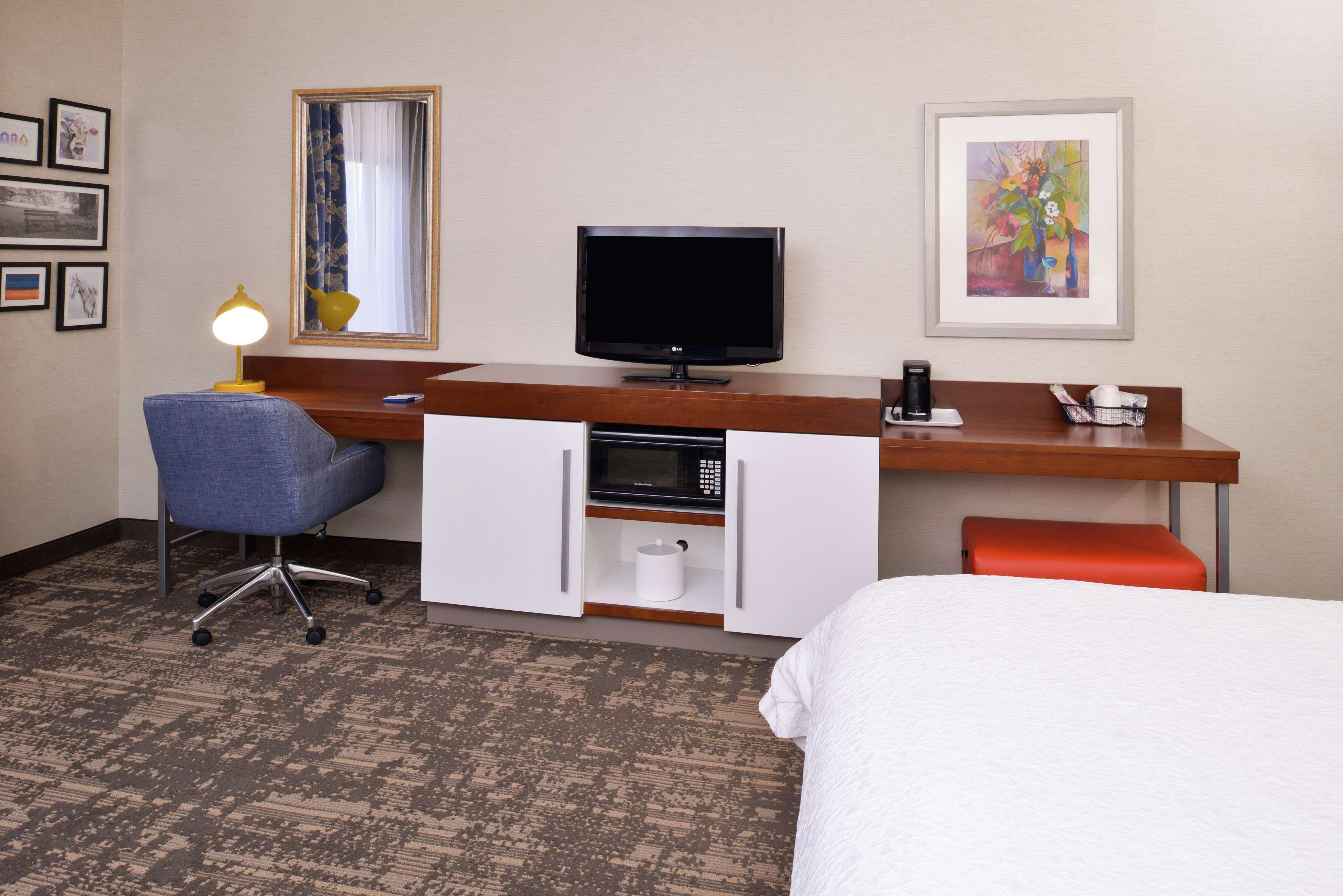 Hampton Inn & Suites Уилмингтън Екстериор снимка