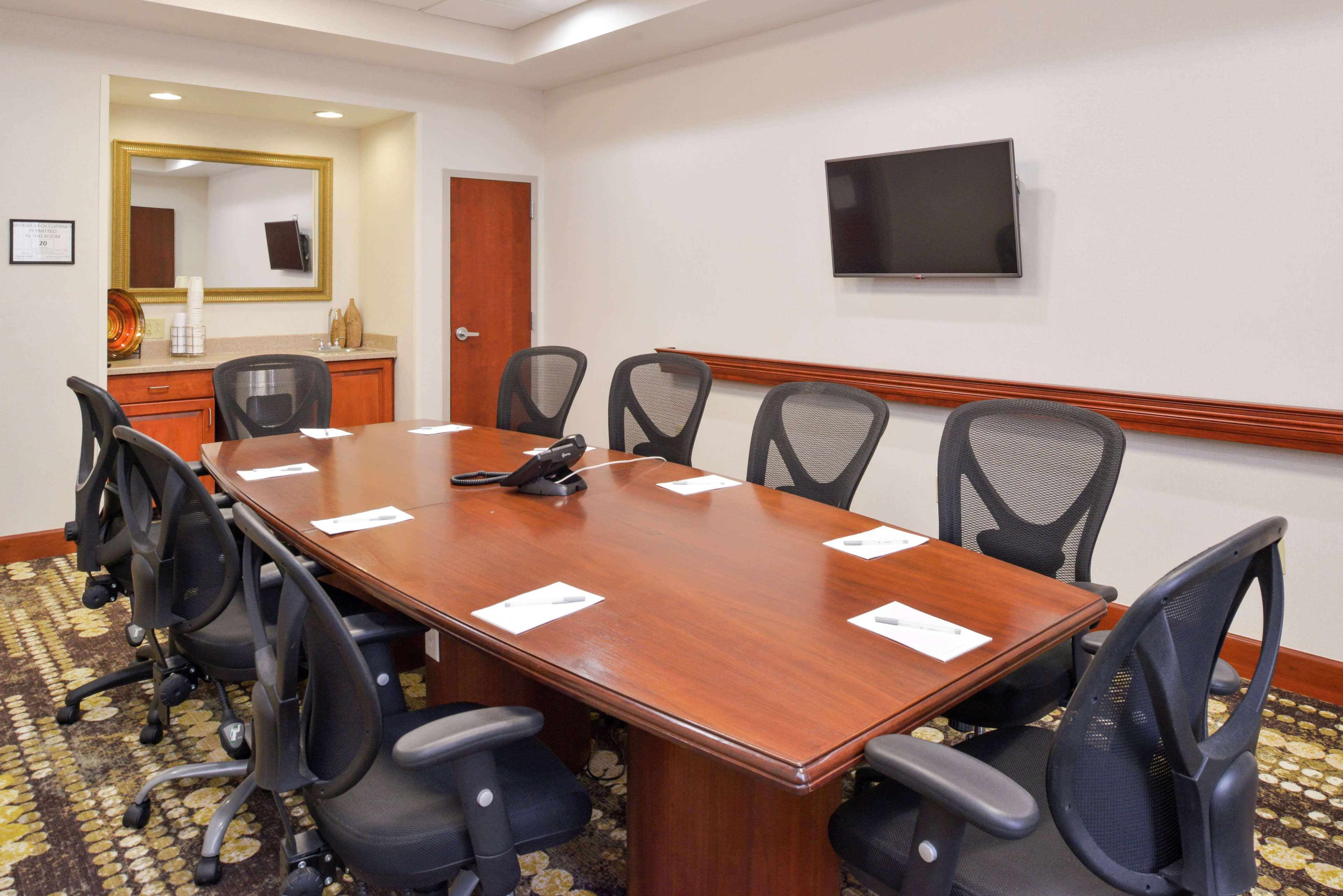 Hampton Inn & Suites Уилмингтън Екстериор снимка