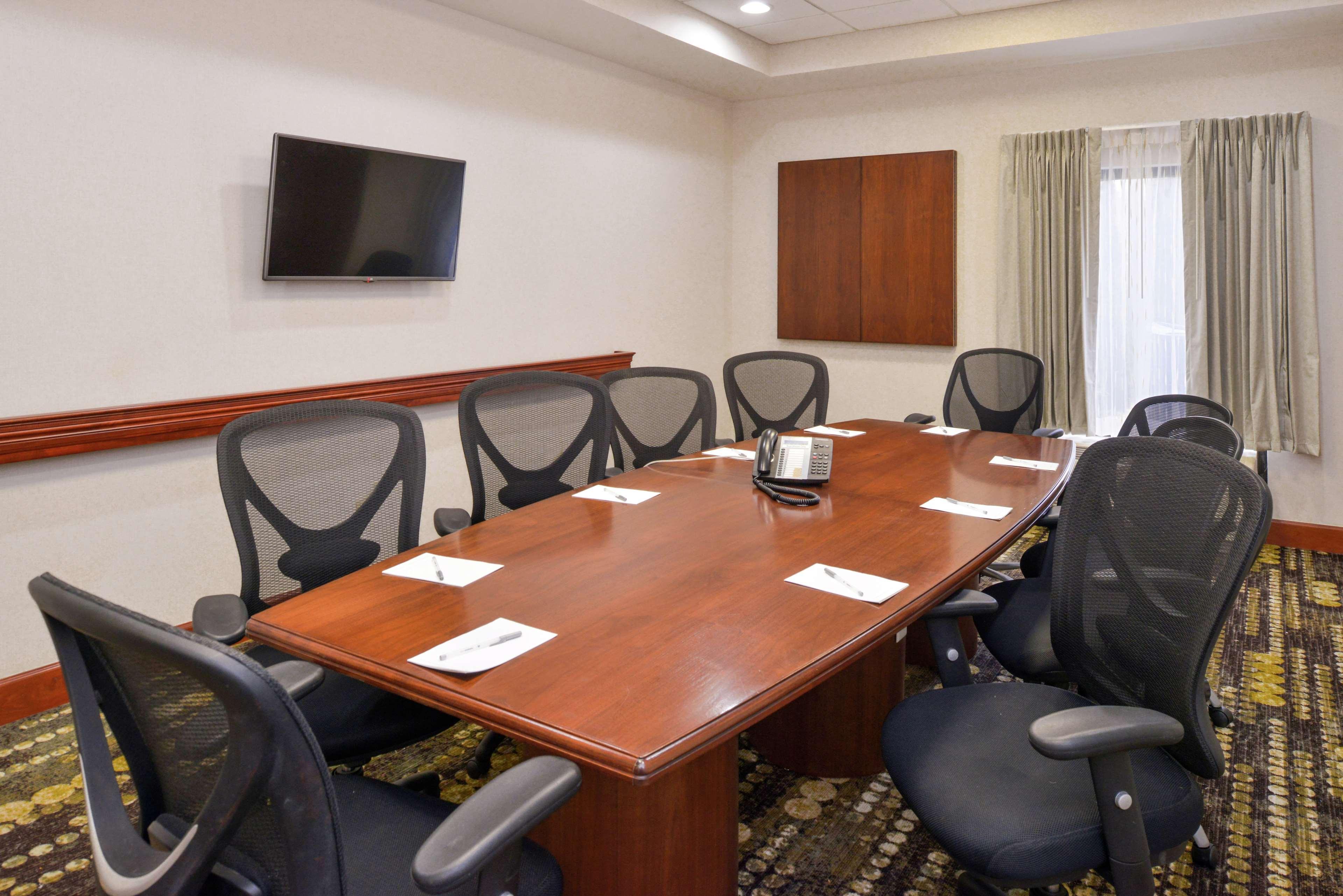Hampton Inn & Suites Уилмингтън Екстериор снимка