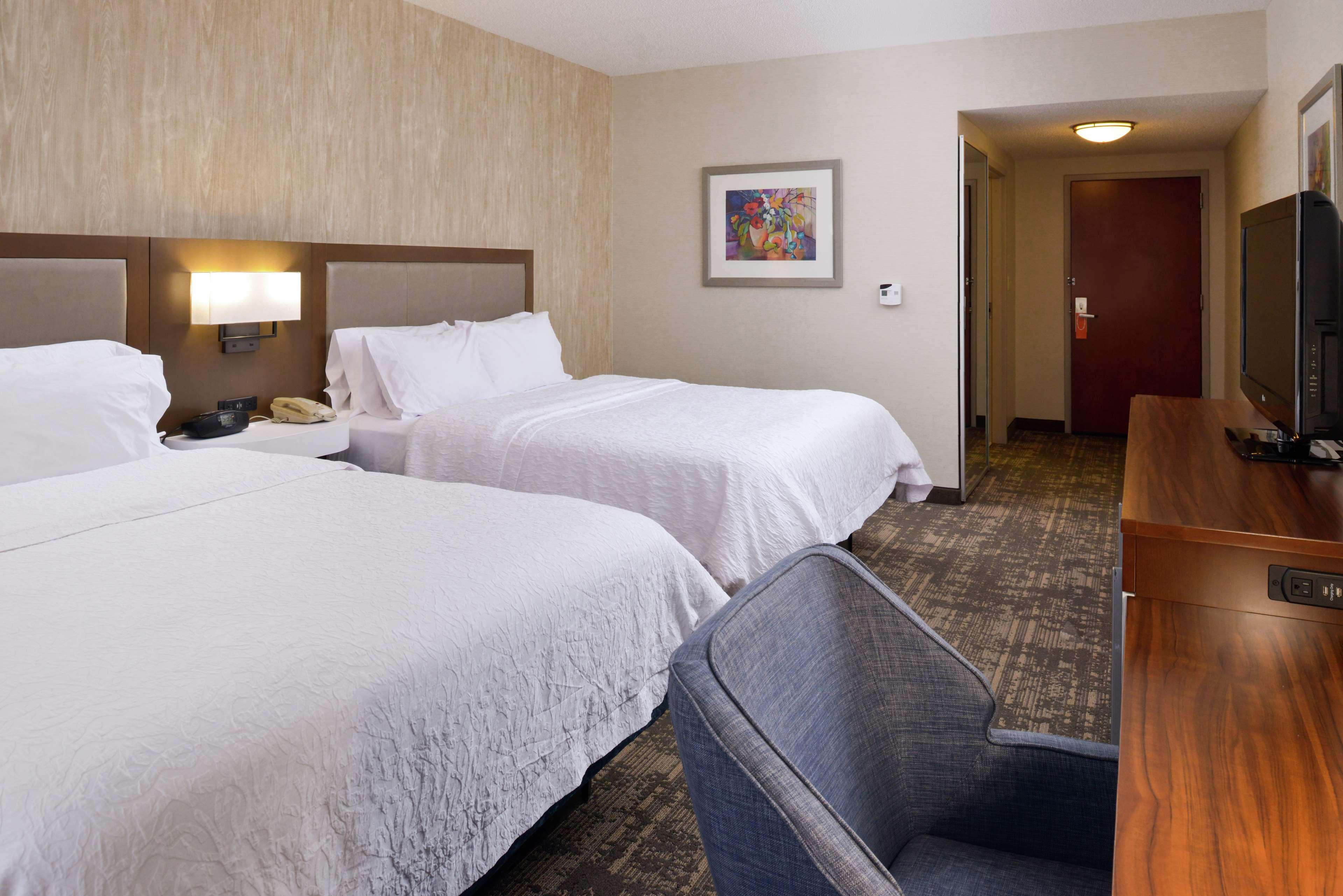 Hampton Inn & Suites Уилмингтън Екстериор снимка