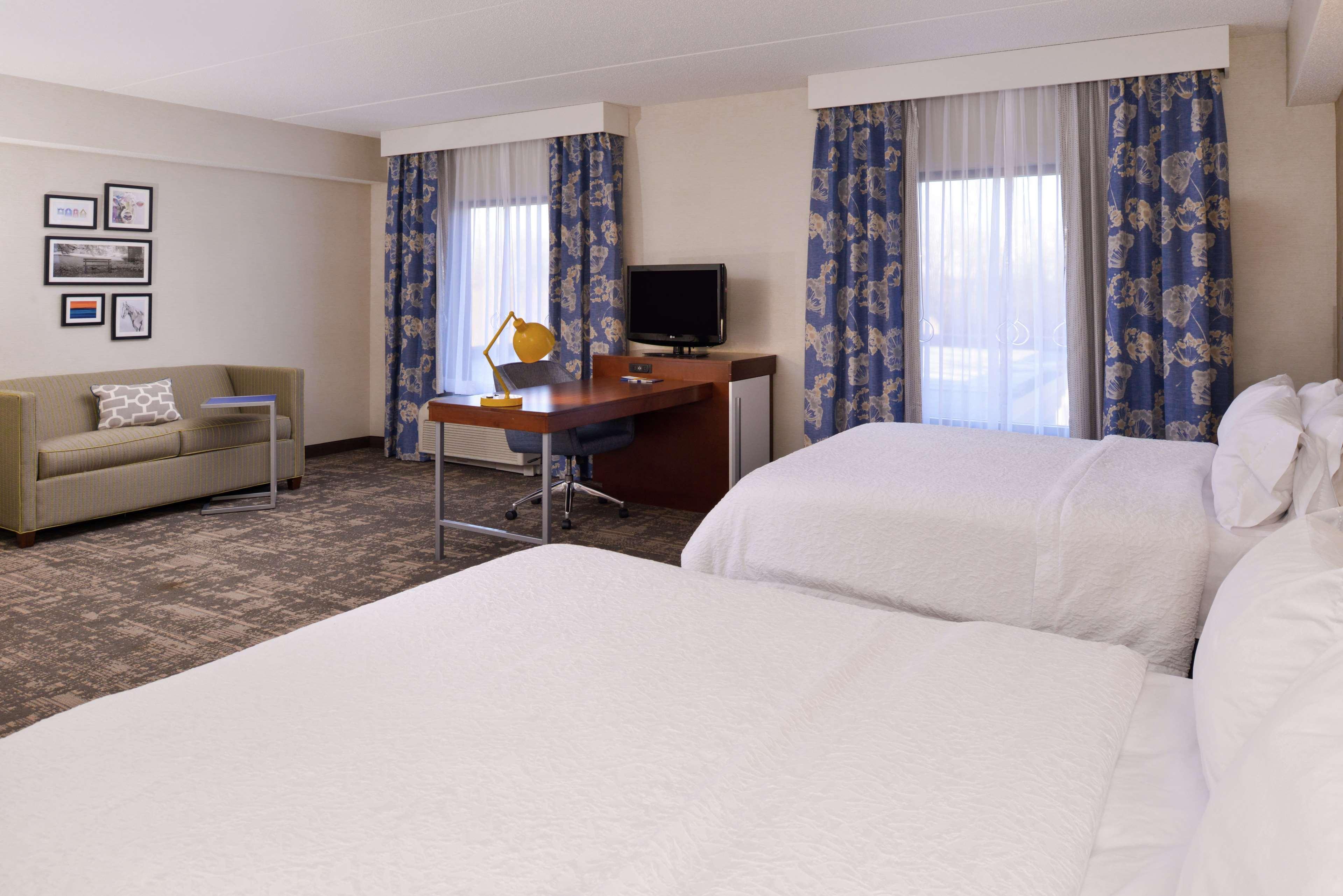 Hampton Inn & Suites Уилмингтън Екстериор снимка