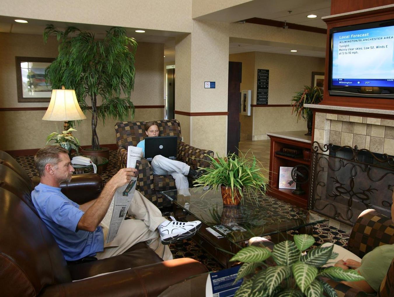Hampton Inn & Suites Уилмингтън Екстериор снимка