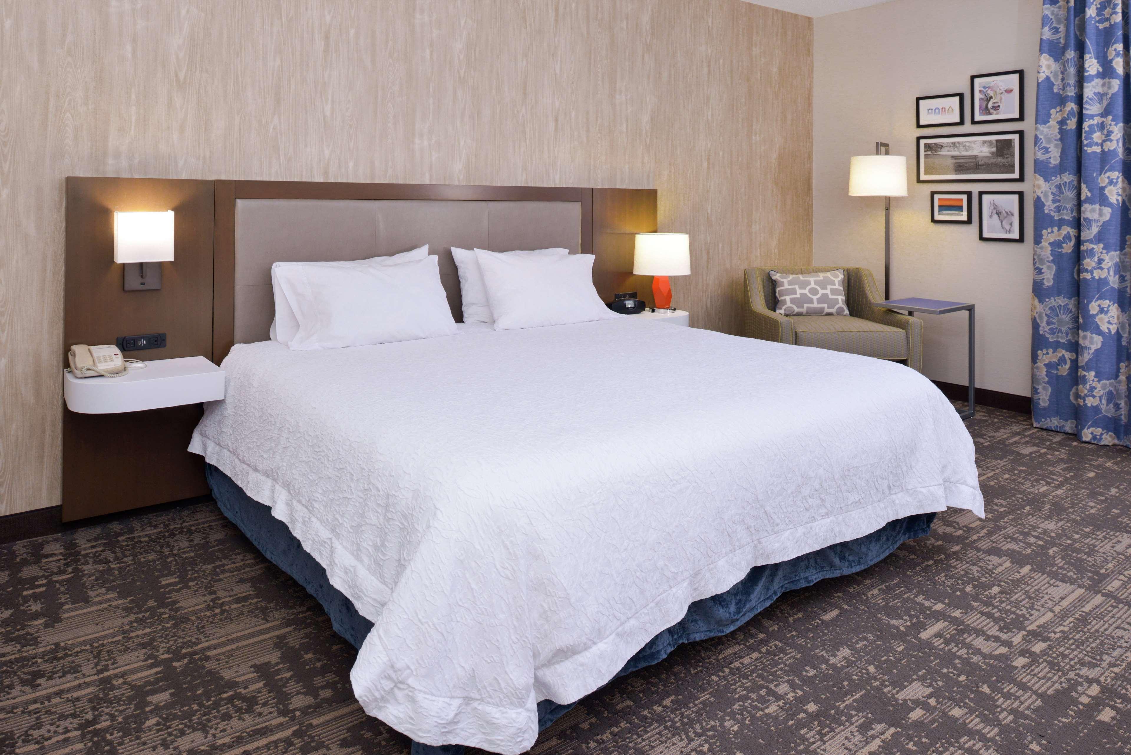 Hampton Inn & Suites Уилмингтън Екстериор снимка