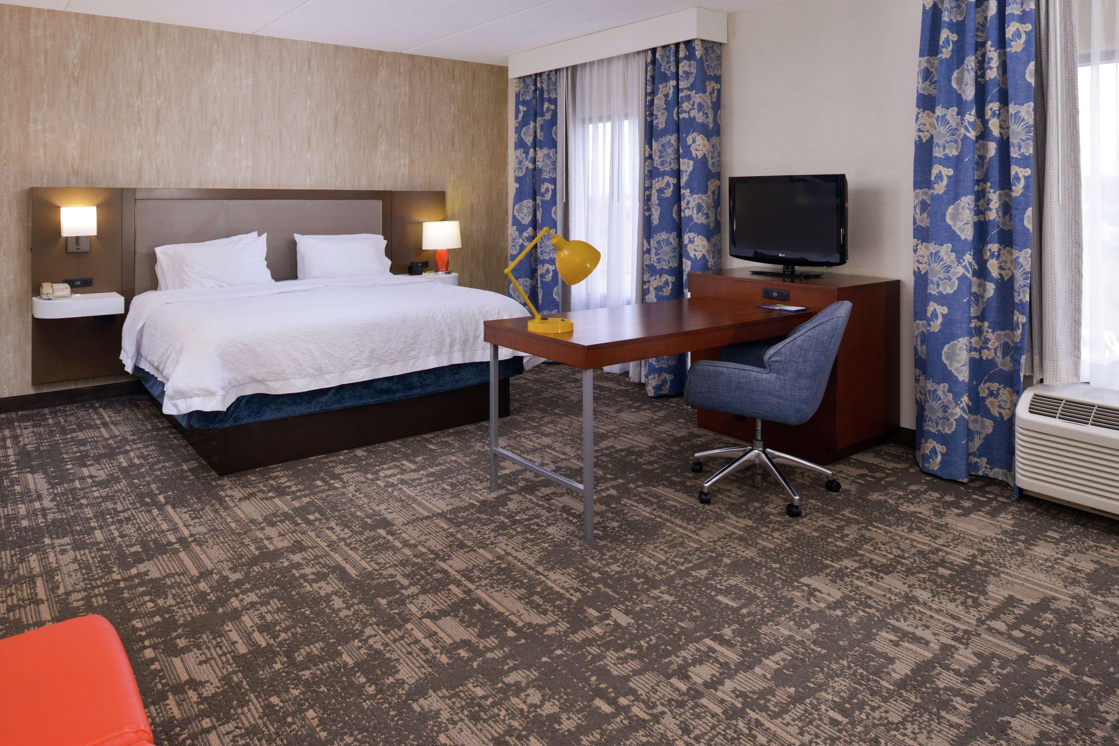 Hampton Inn & Suites Уилмингтън Екстериор снимка