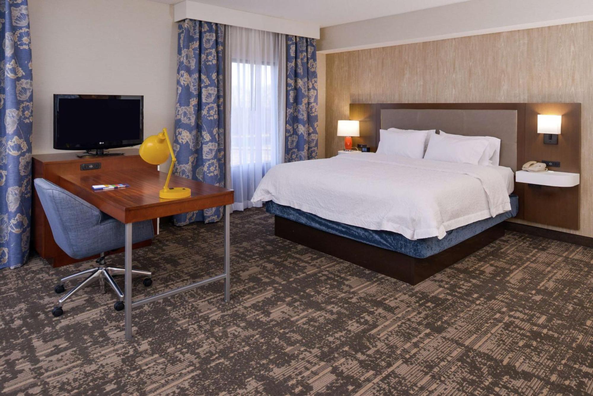 Hampton Inn & Suites Уилмингтън Екстериор снимка
