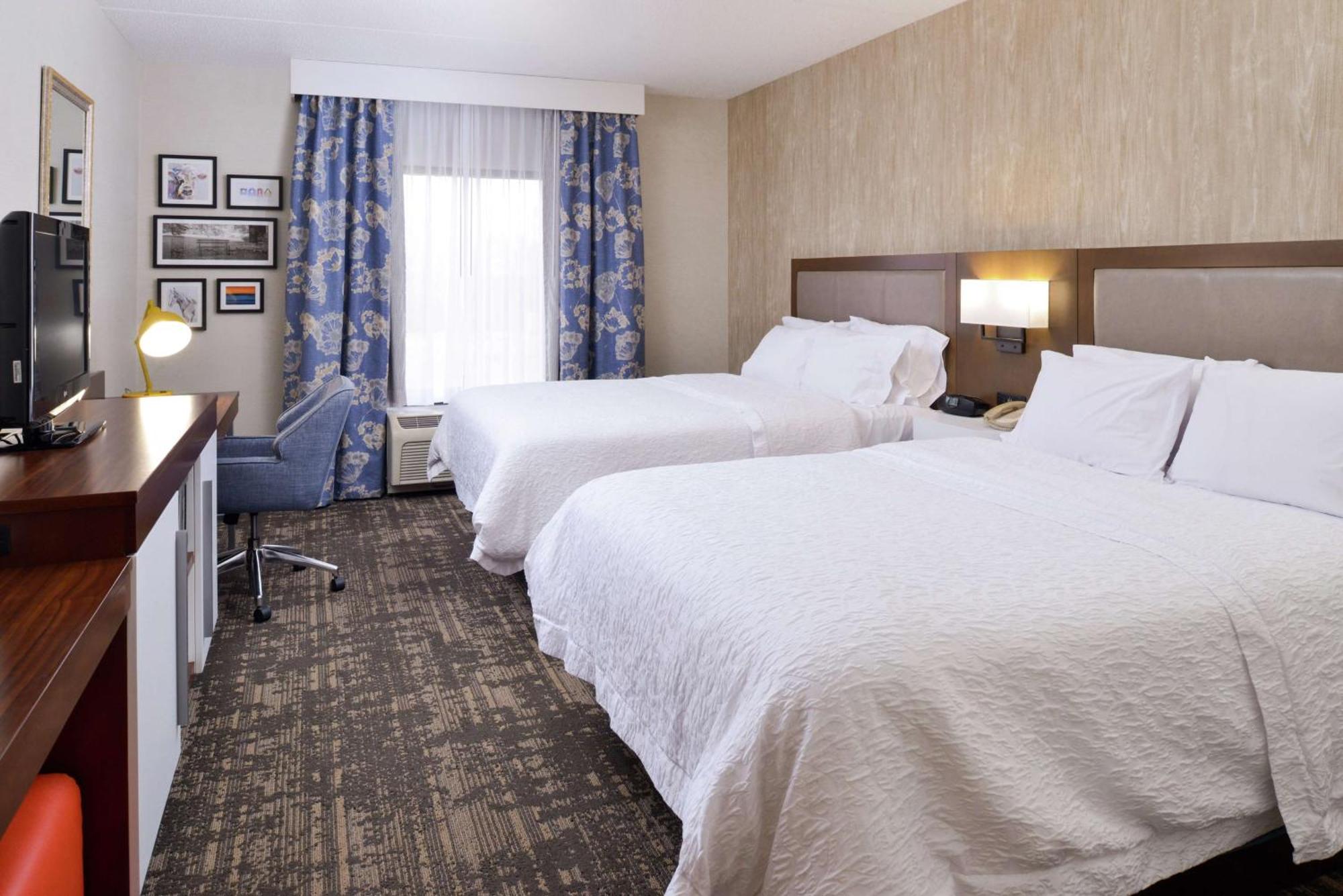 Hampton Inn & Suites Уилмингтън Екстериор снимка